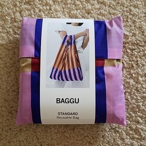 Baggu reusable bag